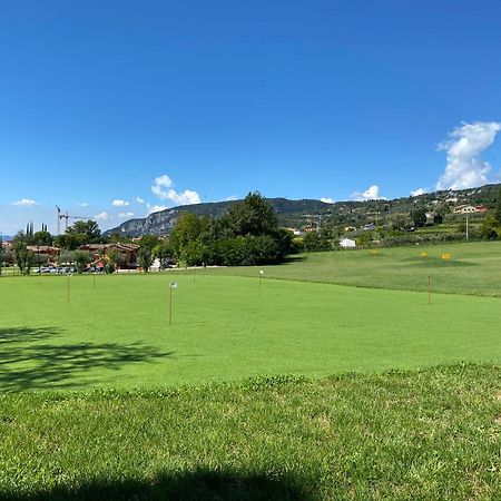 Poiano Garda Resort Appartamenti Εξωτερικό φωτογραφία
