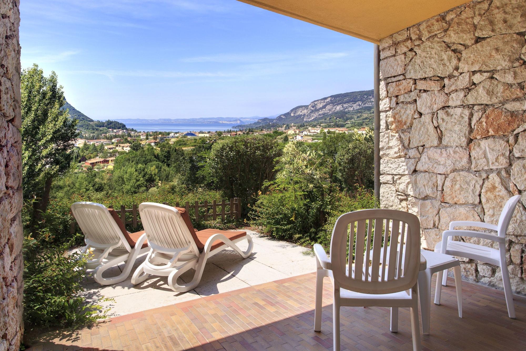 Poiano Garda Resort Appartamenti Εξωτερικό φωτογραφία