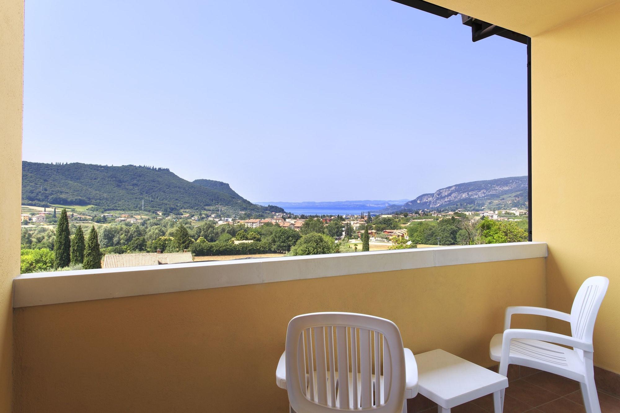 Poiano Garda Resort Appartamenti Εξωτερικό φωτογραφία