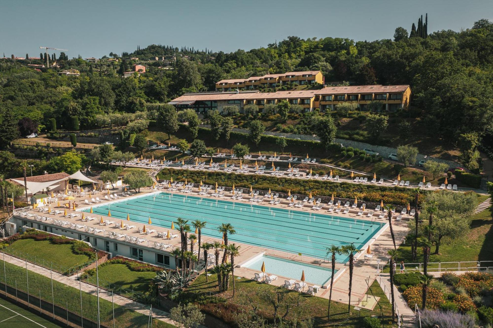 Poiano Garda Resort Appartamenti Εξωτερικό φωτογραφία