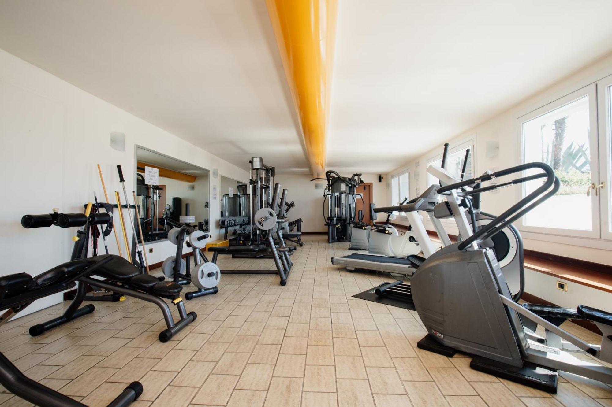 Poiano Garda Resort Appartamenti Εξωτερικό φωτογραφία