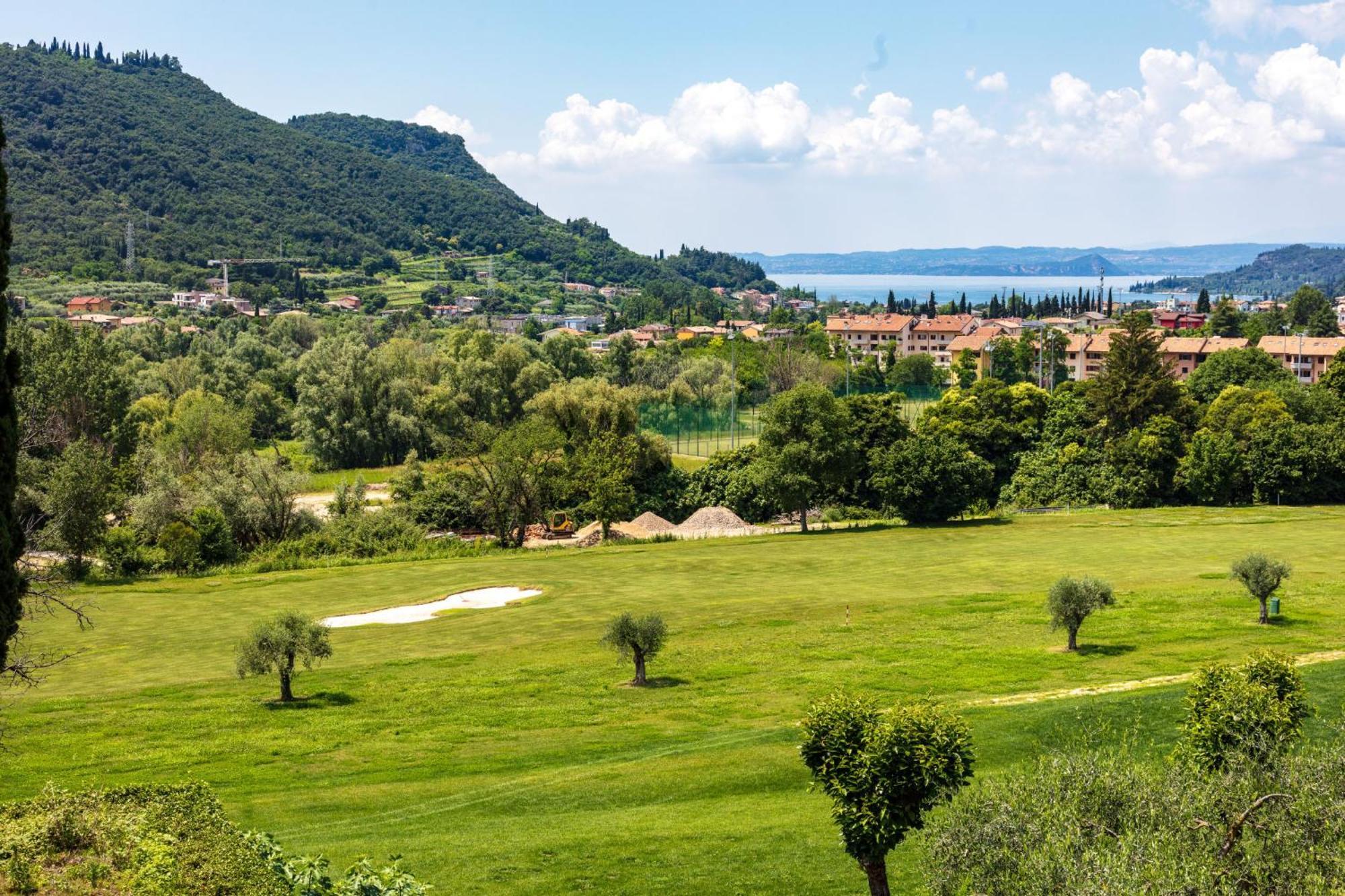 Poiano Garda Resort Appartamenti Εξωτερικό φωτογραφία