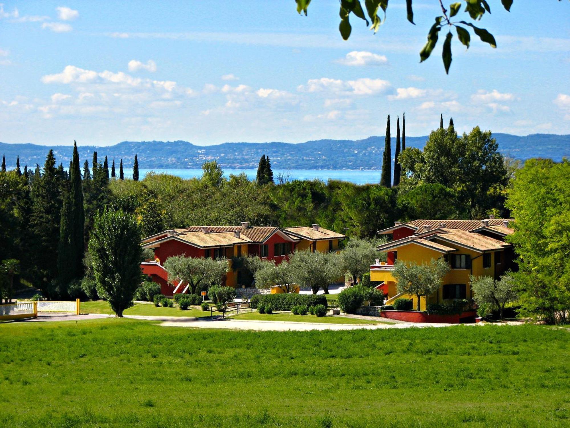 Poiano Garda Resort Appartamenti Εξωτερικό φωτογραφία